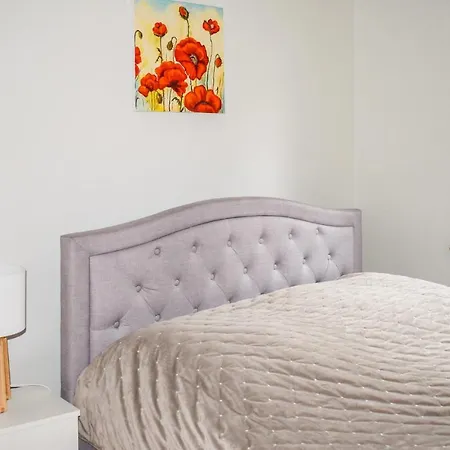 Stunning In Stawiguda W/ Wifi And 3 Bedrooms 度假居